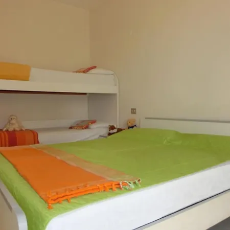 Seaside Serenity In Our Flat شقة *