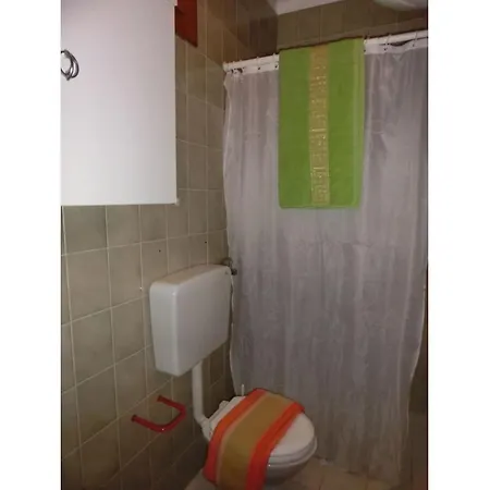 Seaside Serenity In Our Flat Apartment *