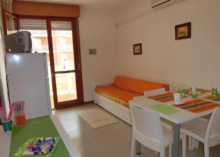 Seaside Serenity In Our Flat *